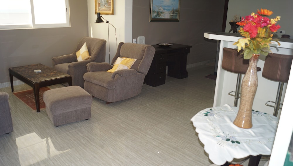 Penthouse Suite - Photo 5