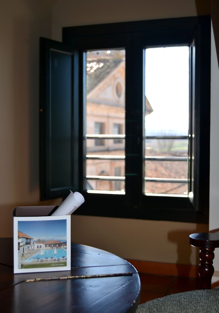 Standard Twin Room (3 Adults)