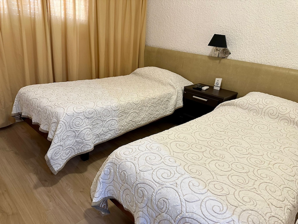 Standard Quadruple Room, 2 Bedrooms photo 3