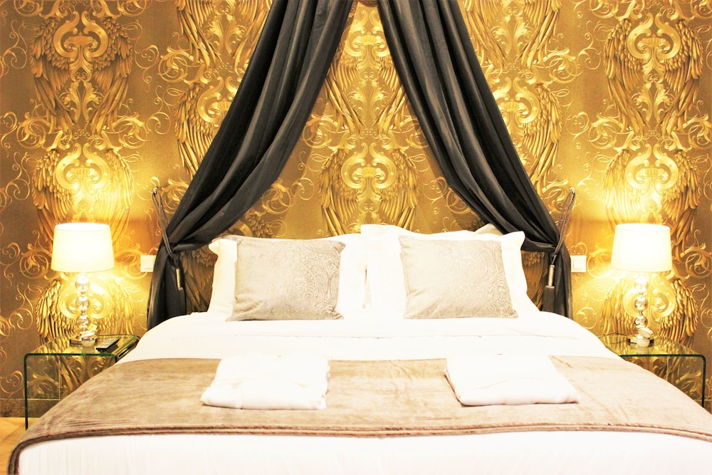Junior Suite, 1 Bedroom, Bathtub photo 1