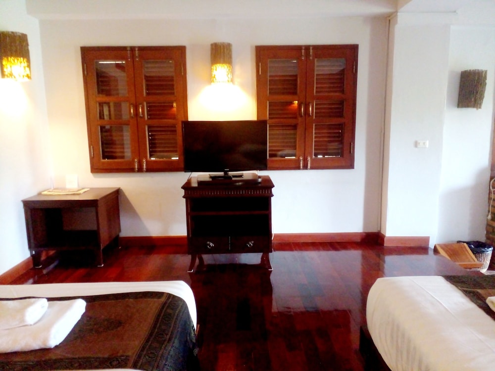 Deluxe Triple Room - Photo 8