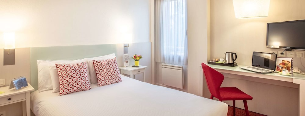 Standard Room, Multiple Beds - Photo 2