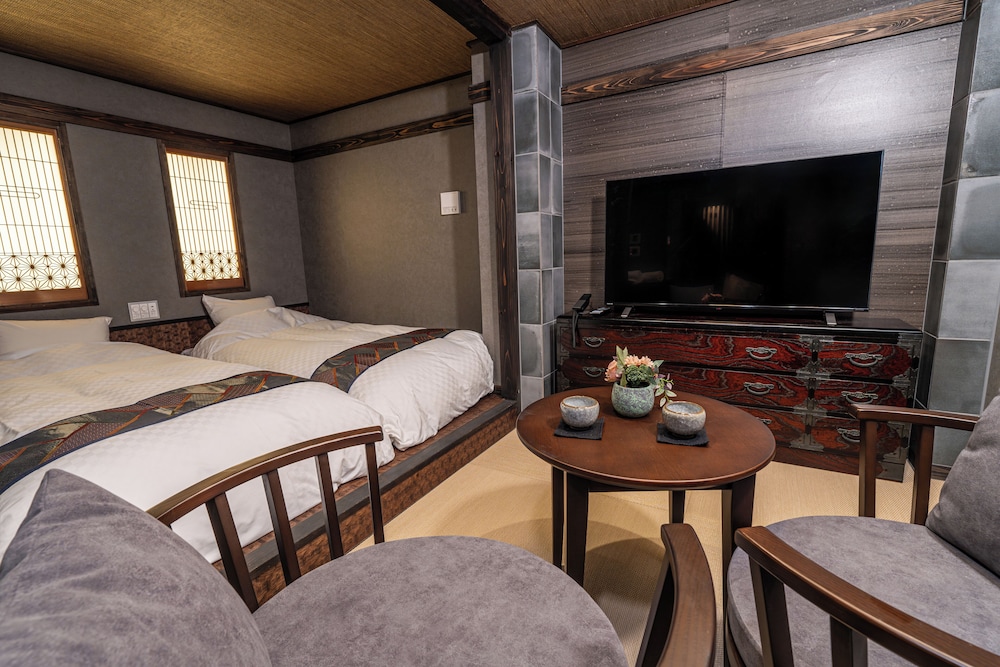 DAIKOUTEN(2 beds, with bath, non-smoking)