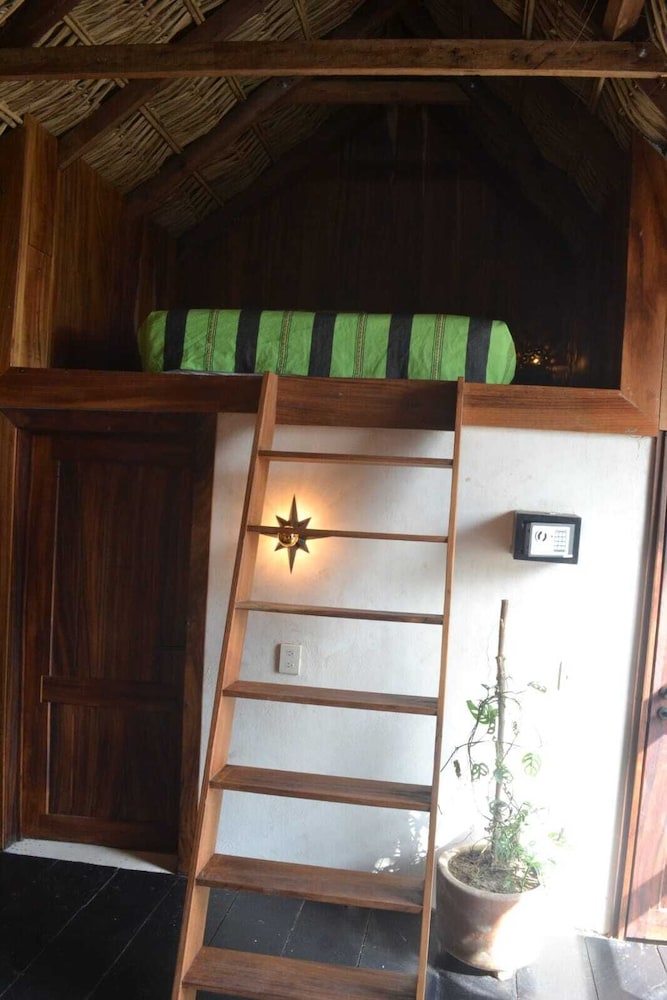 Deluxe Bungalow - Photo 2