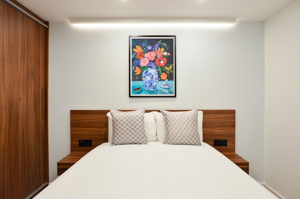 Single Studio Apartment photo 1