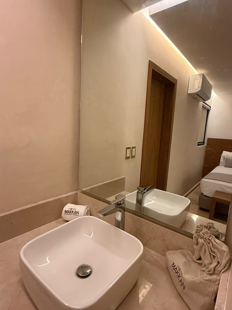 Family Double Room, City View photo 2