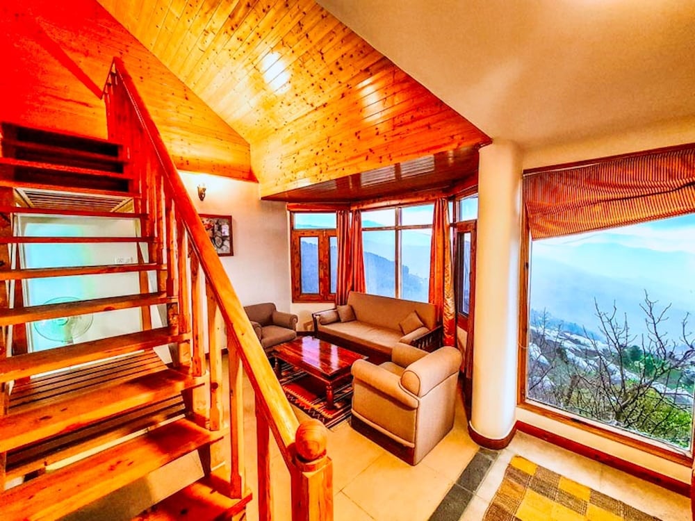 Apple Suite Balcony with Mountain View photo 3