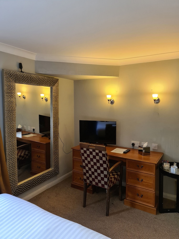 Standard Twin Room - Photo 5