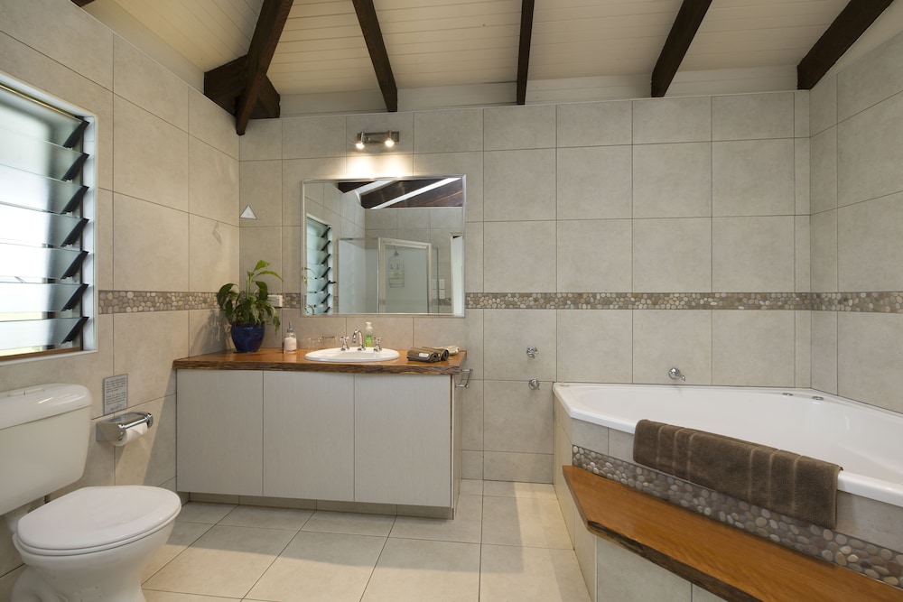 Standard Room, 1 Bedroom, Non Smoking, Balcony (Mt Warning View - B&B) photo 2