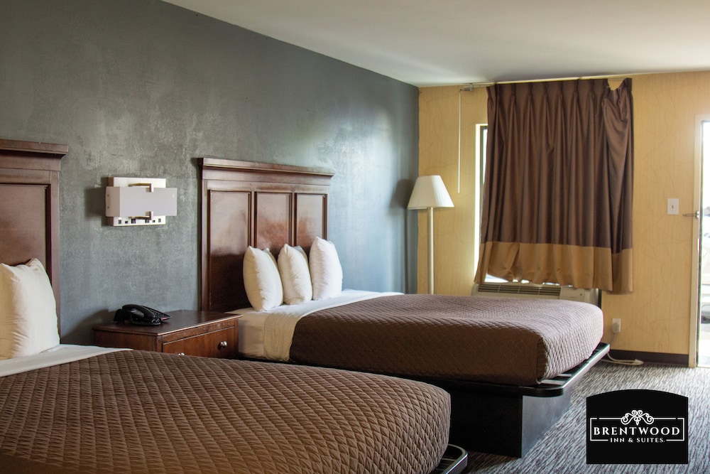 Standard Room, 2 Queen Beds photo 1
