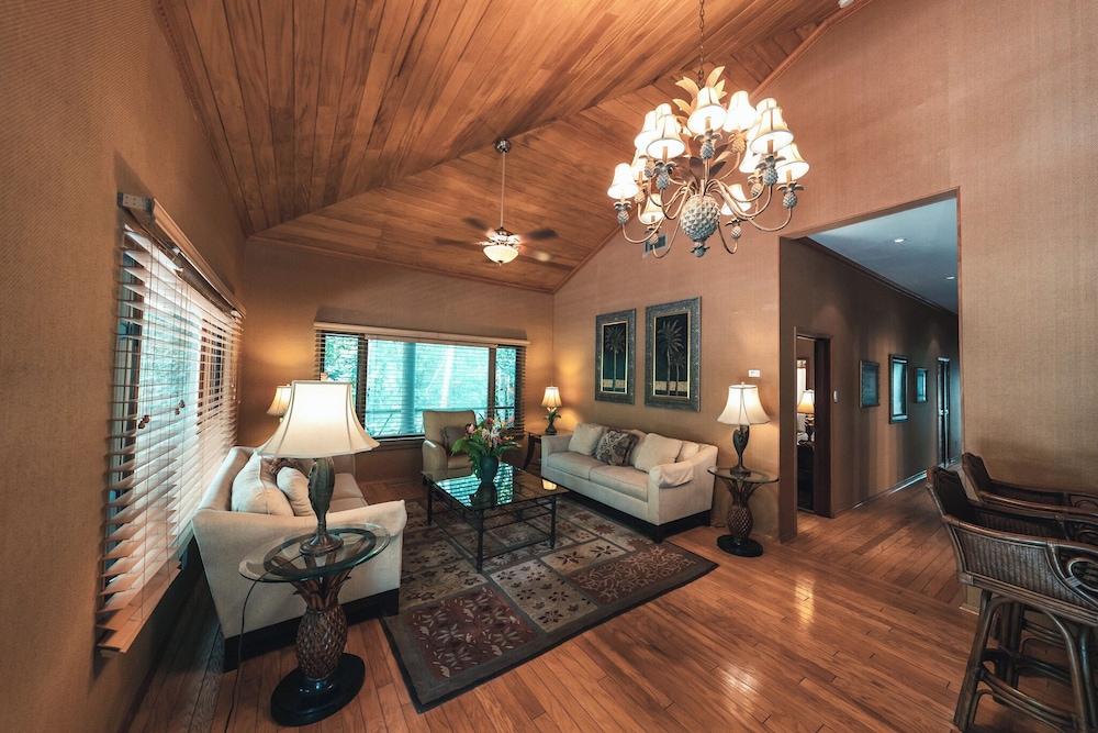 2-Bedroom Family Villa w/ Air Conditioning photo 1