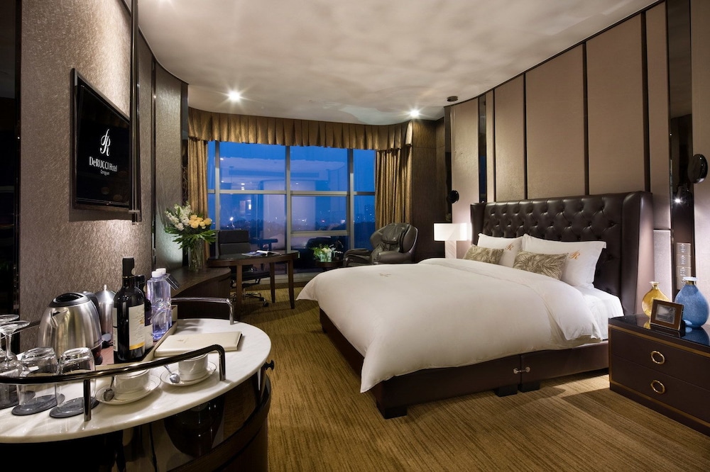Signature Room photo 3
