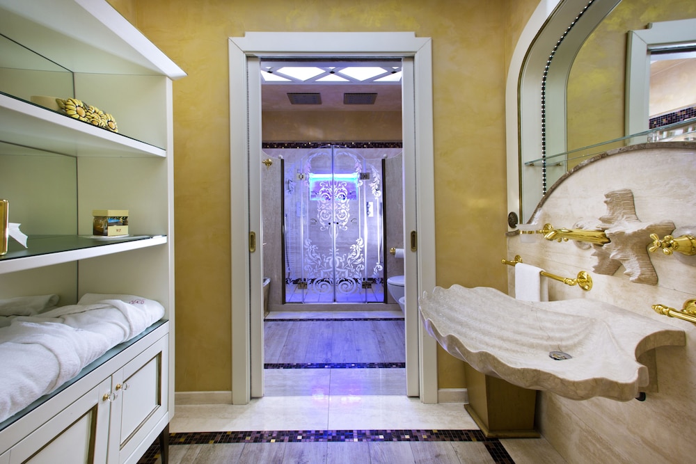 Suite Regal - Photo 5