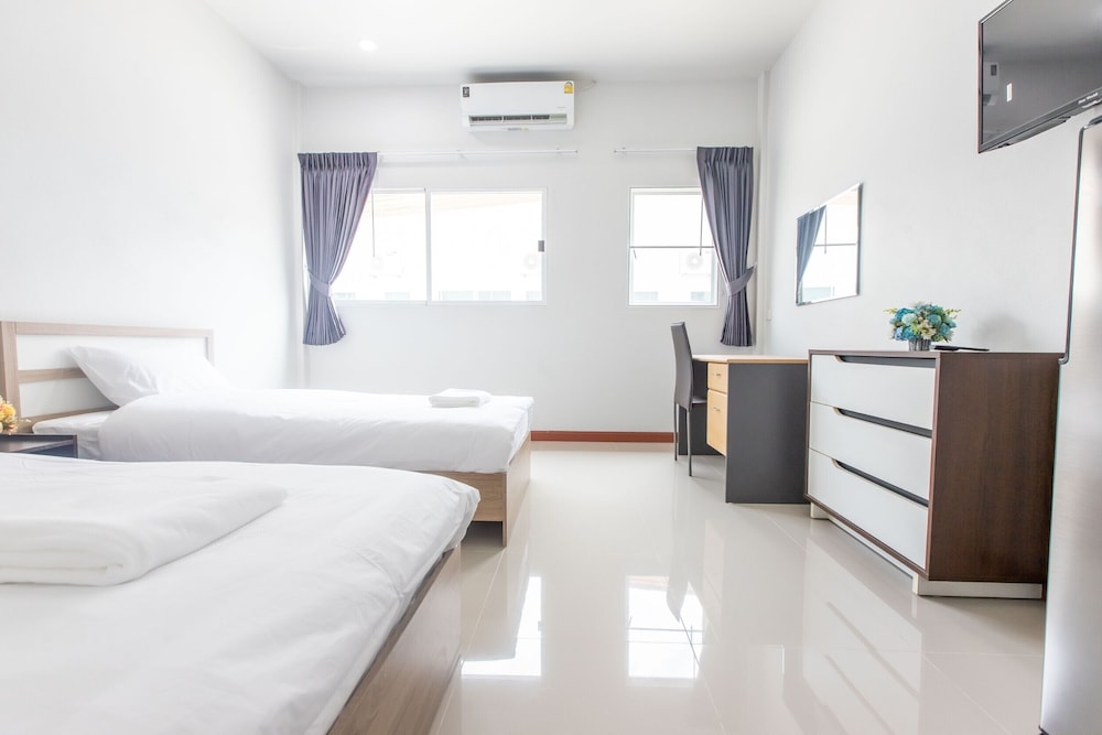 Basic Double or Twin Room photo 3