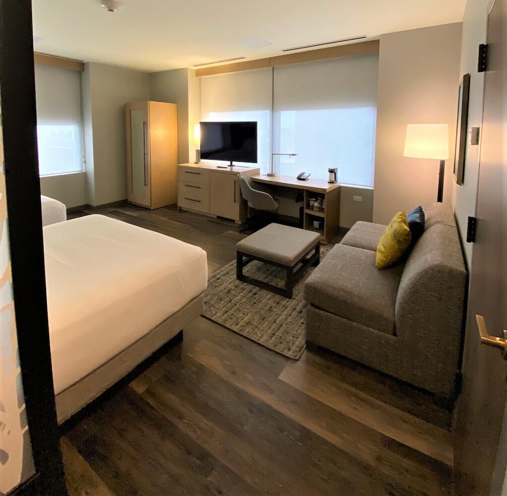 City Room, Multiple Beds (High Floor) photo 3