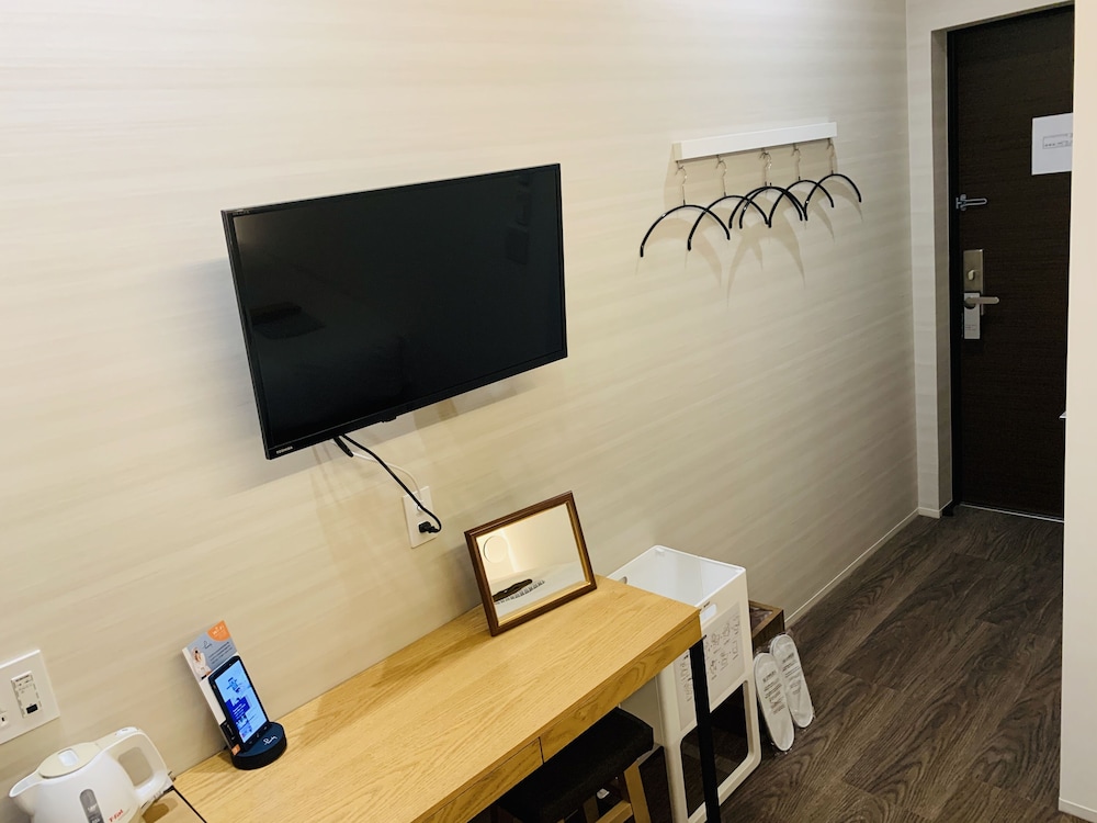 King Bed Room photo 2