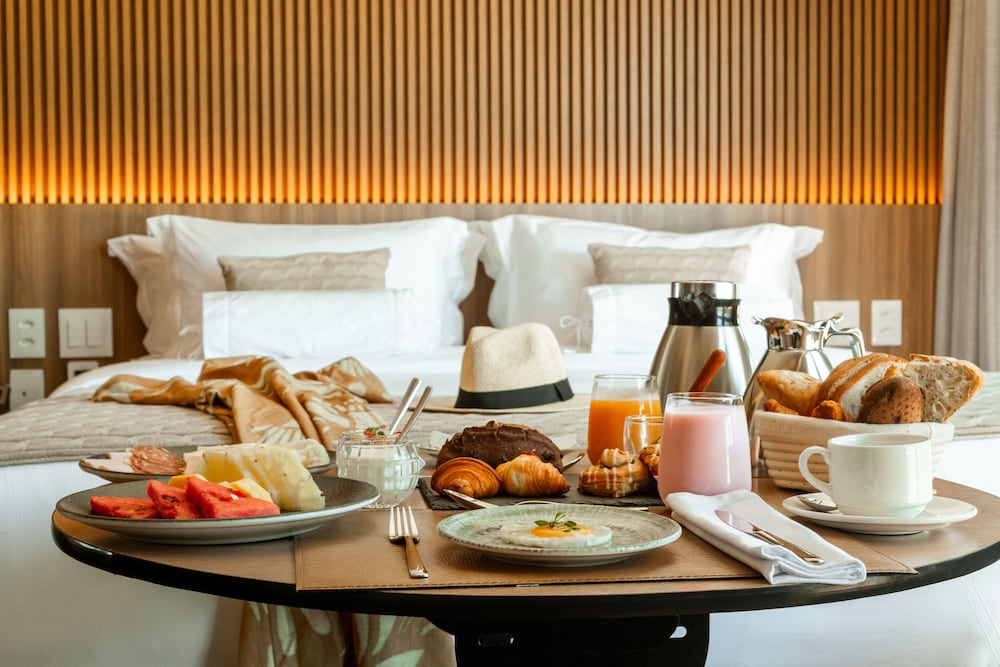 Premium Room - Photo 7
