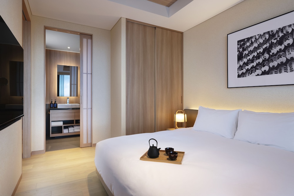 Two Bedroom Yotei Suite with Tatami, Non Smoking - Photo 2