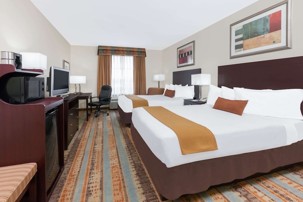 Standard Room, 2 Queen Beds photo 1