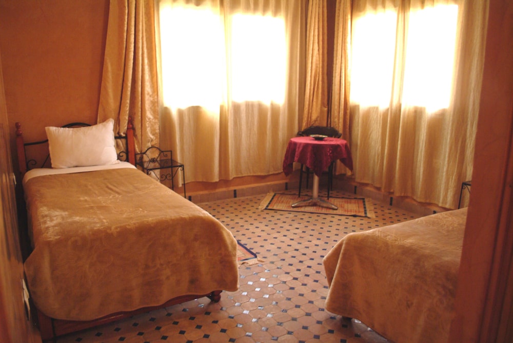 Double or Twin Room photo 3