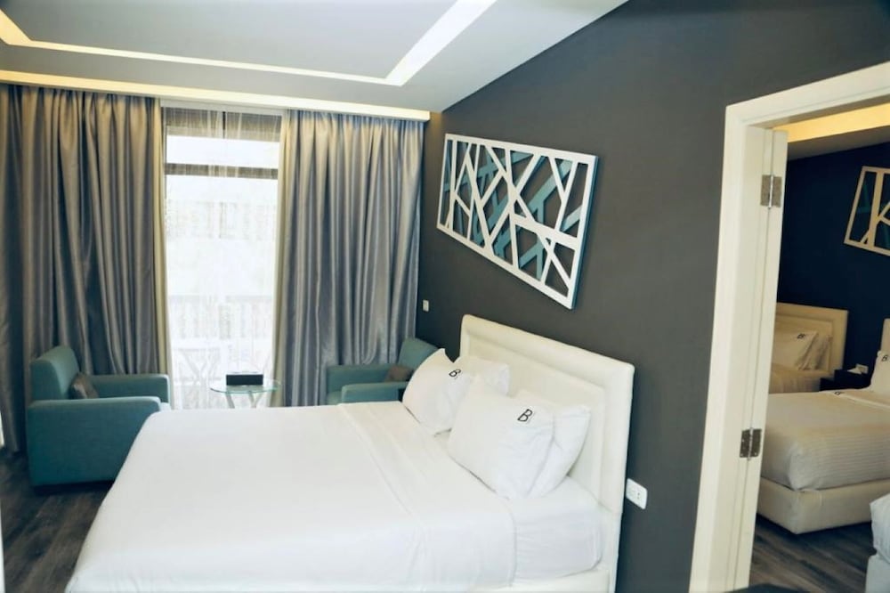 Family Suite, 2 Bedrooms, City View