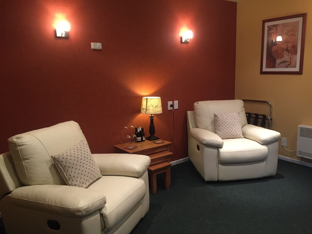 Deluxe Suite, 1 Bedroom, Non Smoking, Balcony photo 1