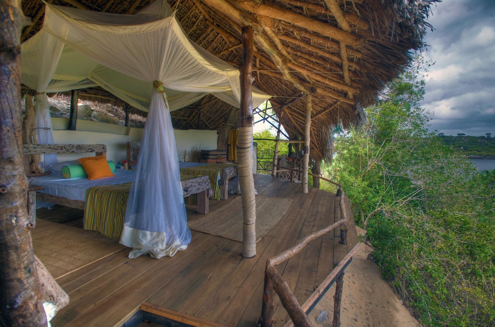 Standard Double Room, 1 Bedroom, Ensuite, River View photo 2