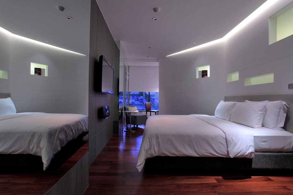 Deluxe Room (Different Degree Room)
