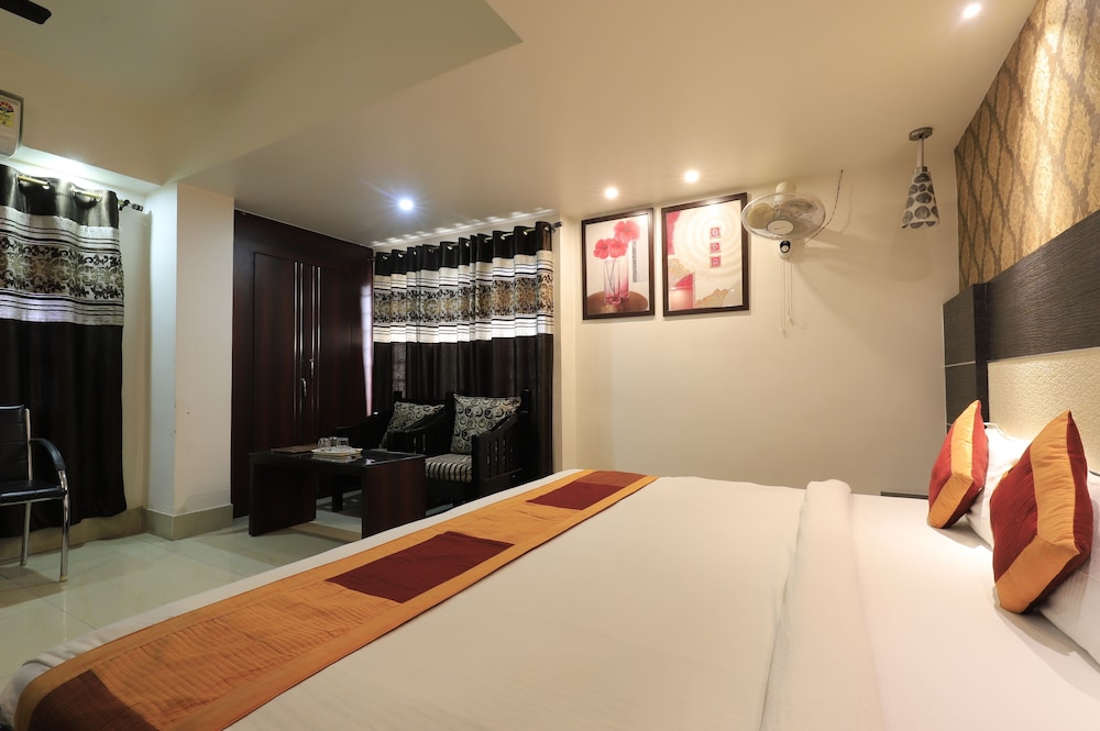 Deluxe Room - Photo 4