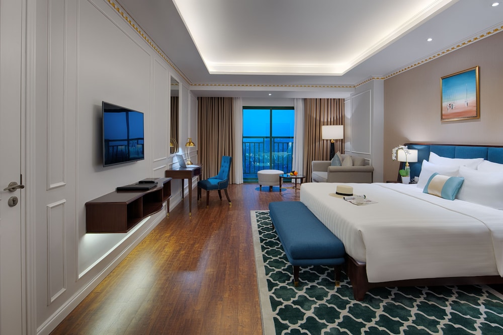 Deluxe Double Room, Golf View - Photo 5