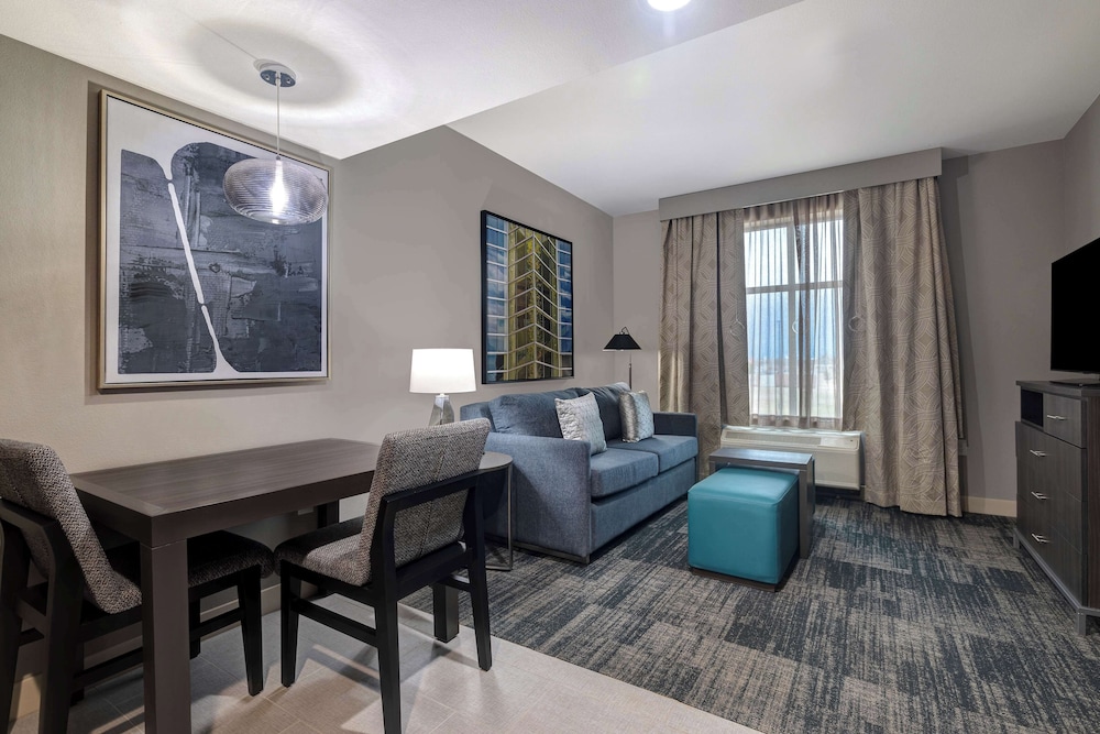 Suite, 2 Queen Beds, Accessible, Bathtub - Photo 1