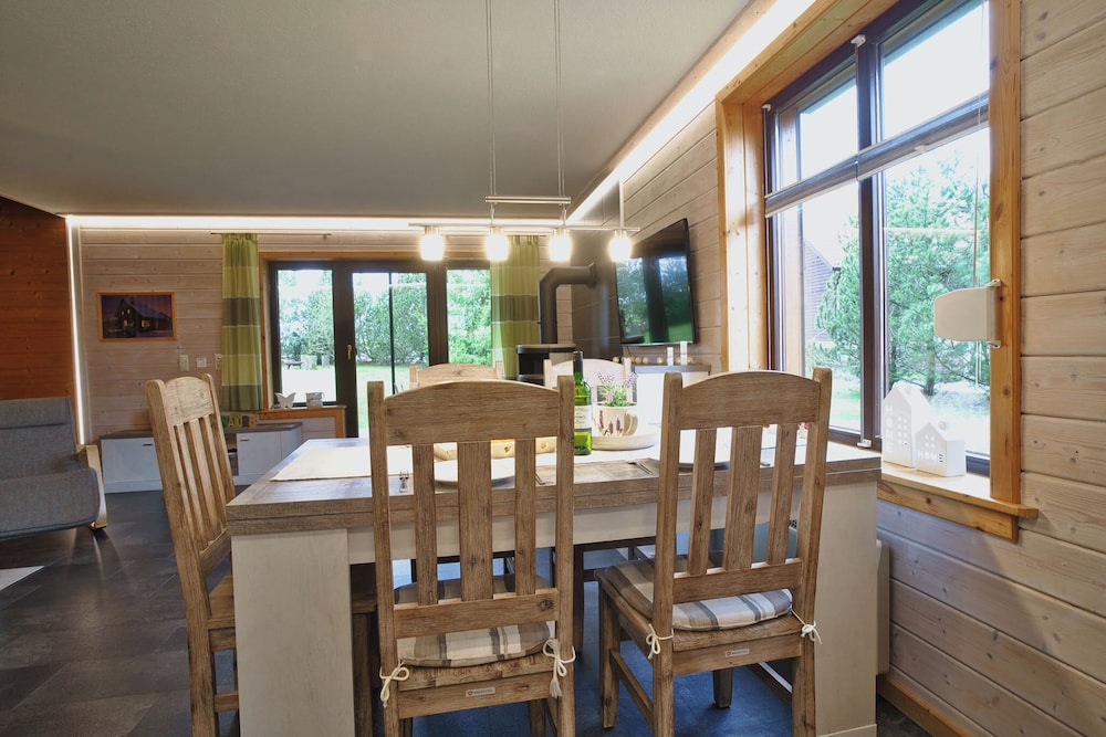 House, 2 Bedrooms, Terrace