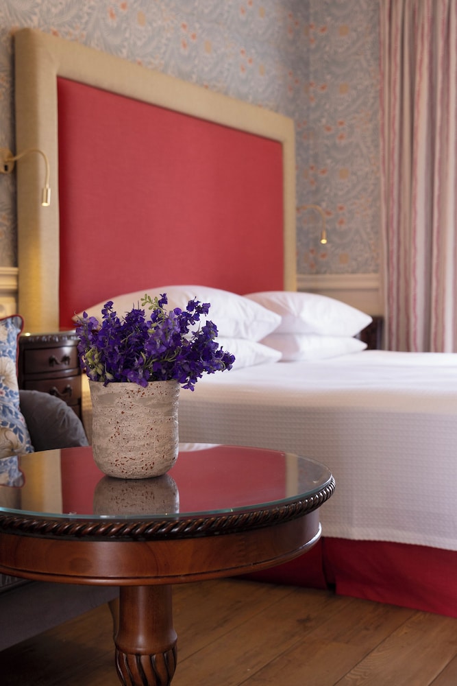 Superior Room - Photo 11