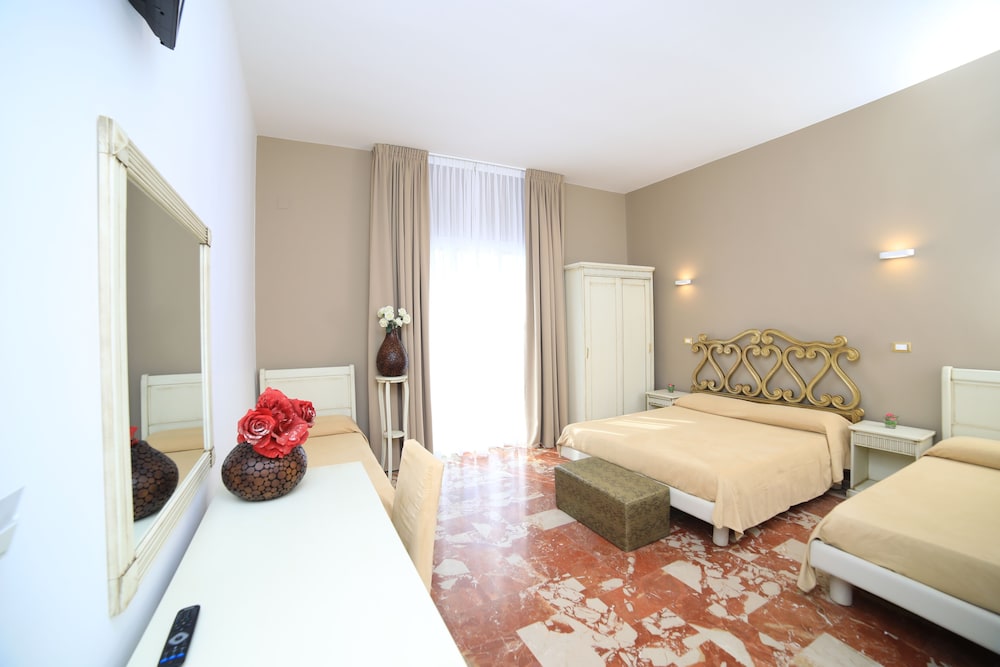 Standard Double Room, Sea View photo 1