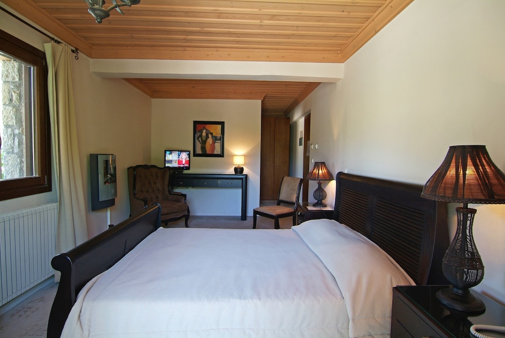 Deluxe Double Room, Mountain View photo 2