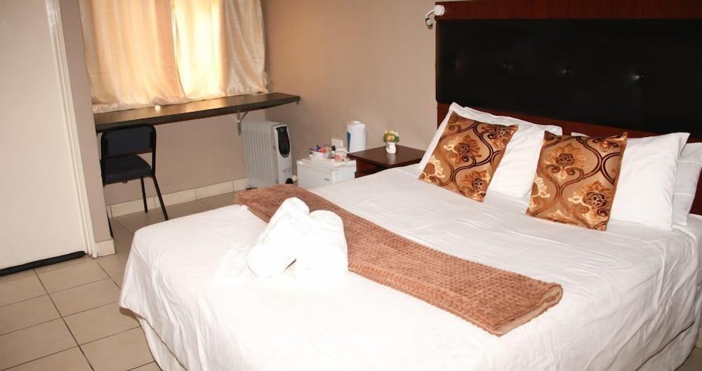 Classic Quadruple Room photo 2
