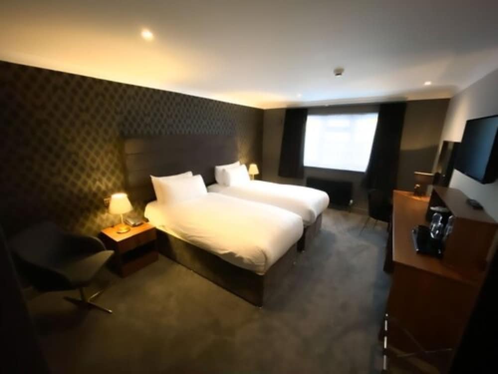Superior Twin Room, 2 Twin Beds, Garden View photo 3