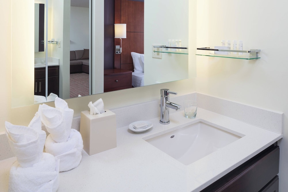 Suite, 1 Double Bed, City View photo 2