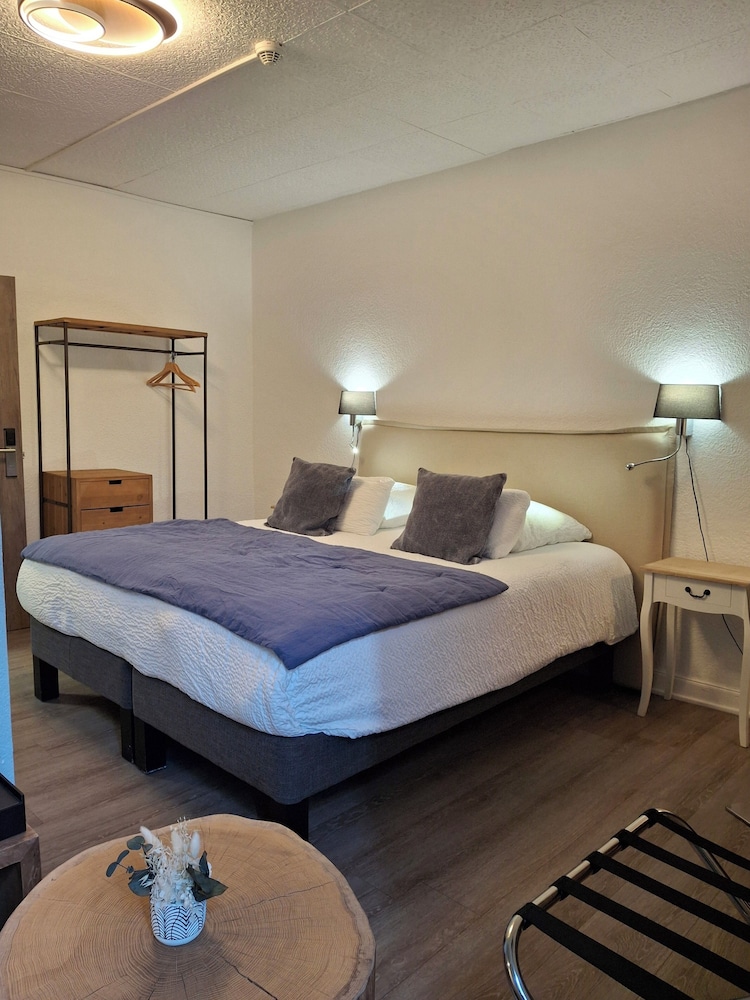 Comfort Double or Twin Room