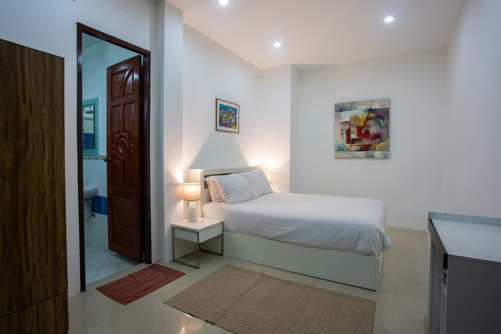 Family Apartment photo 2