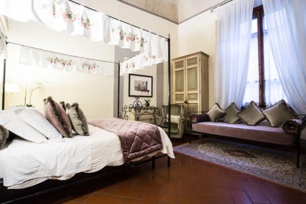 Deluxe Triple Room photo 1