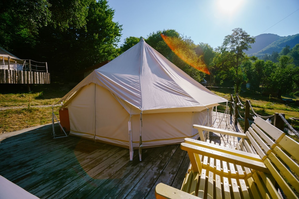 Tent, 1 Queen Bed photo 3