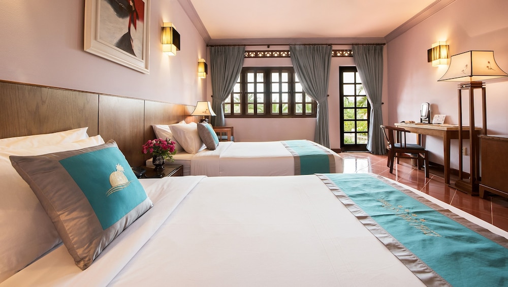 Premium Twin Room, Garden View - Photo 3