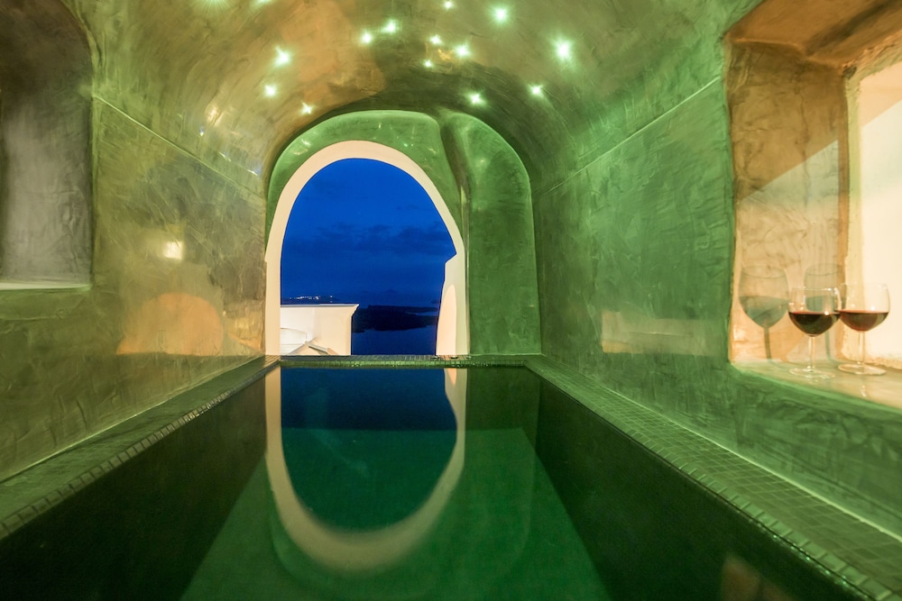 Luxury Suite, Private Pool (Queen)
