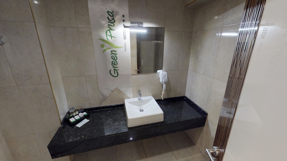 Deluxe Room, City View, Corner