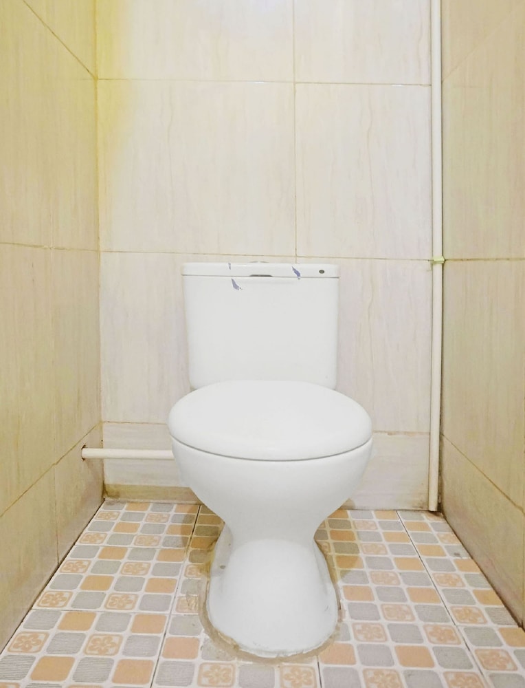 Standard Double Room - Photo 11