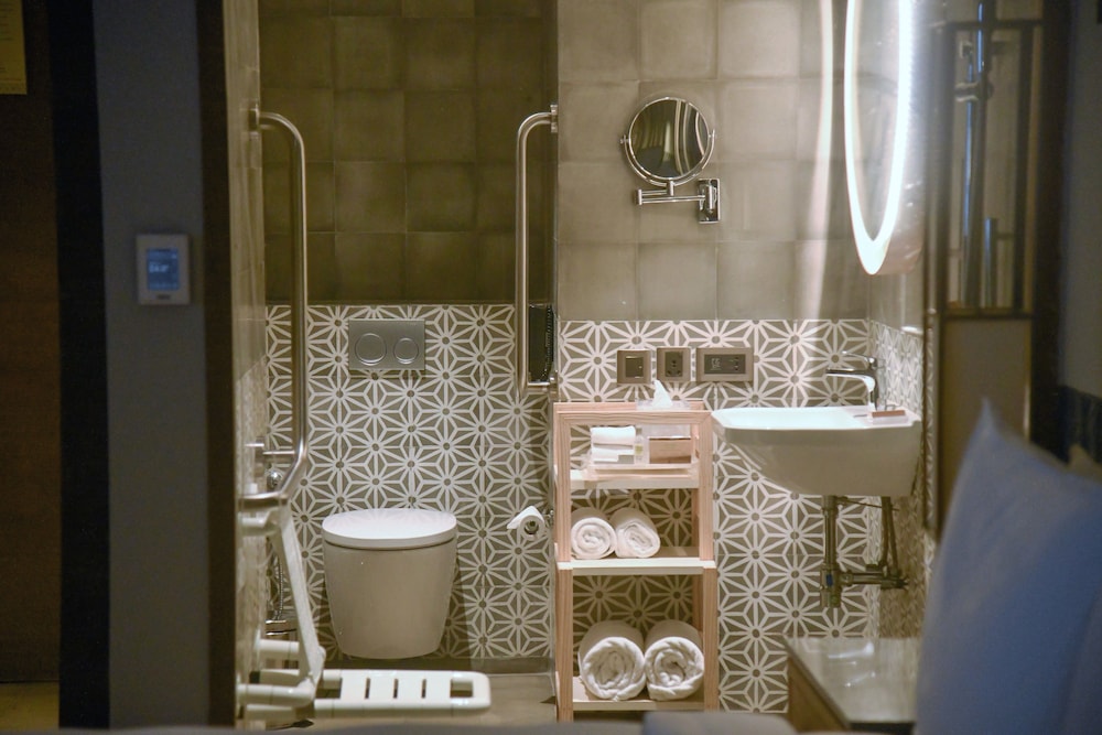 King Room, Accessible