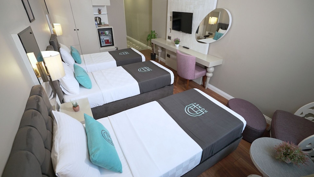 Standard Triple Room - Photo 5