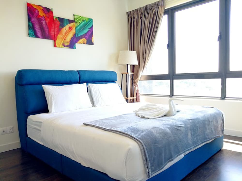 2 Bedrooms Modern Design A0508 photo 1