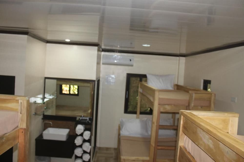 3 Lodge Rooms